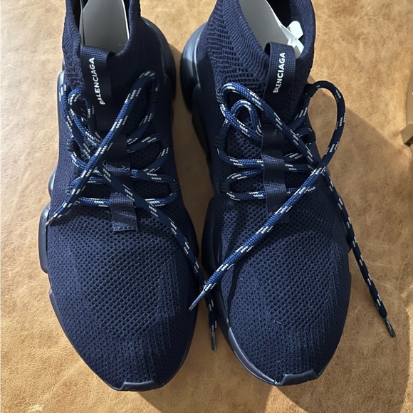 BALENCIAGA AUTHENTIC MEN'S SPEED LACE-UP RECYCLED KNIT SNEAKER IN NAVY. - Picture 1 of 9